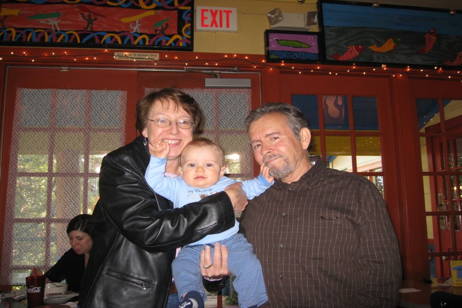 ../image/chuys nanna and pappa and dean 2.jpg